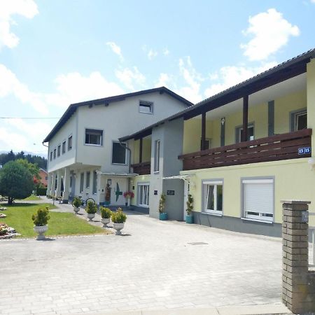 Alpenblick - Modernes Apartment In Ruhelage Villach Exterior foto